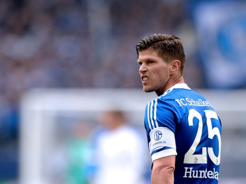 Schalke 04 kërkon të mbajë Huntelaarin