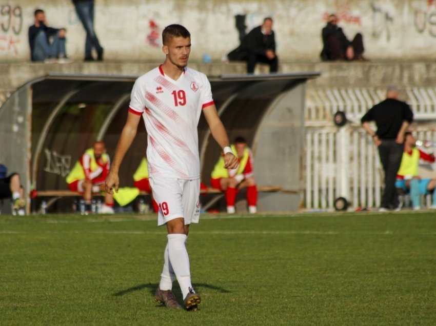 Shkëlqeu në Superligë, por nuk ftohet nga Kosova U21