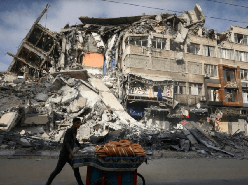 Zyrat e qeverisë në Gaza pritet të rinisin punën