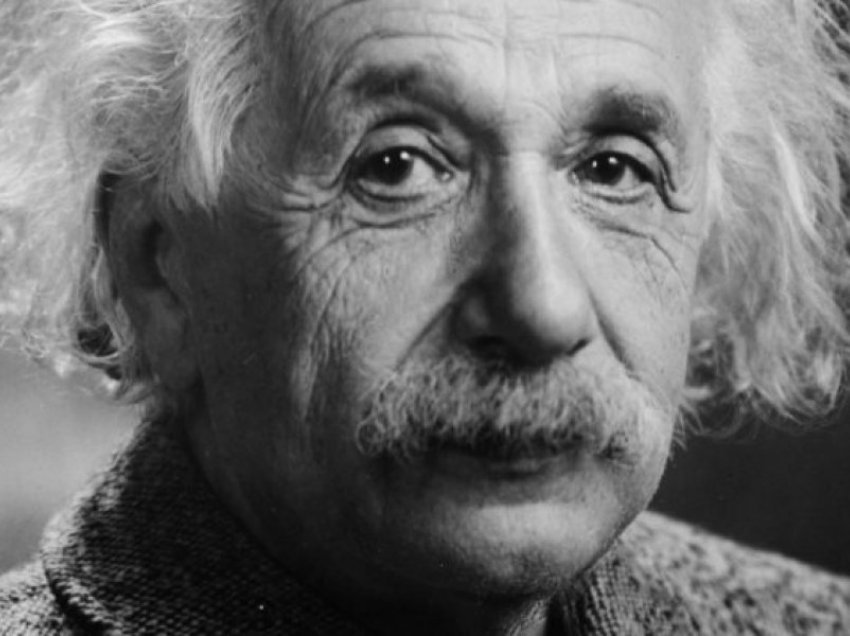 Letra e Ajnshtajnit në të cilën ai shkruajti E = mc2 shitet për 1.2 milion dollarë