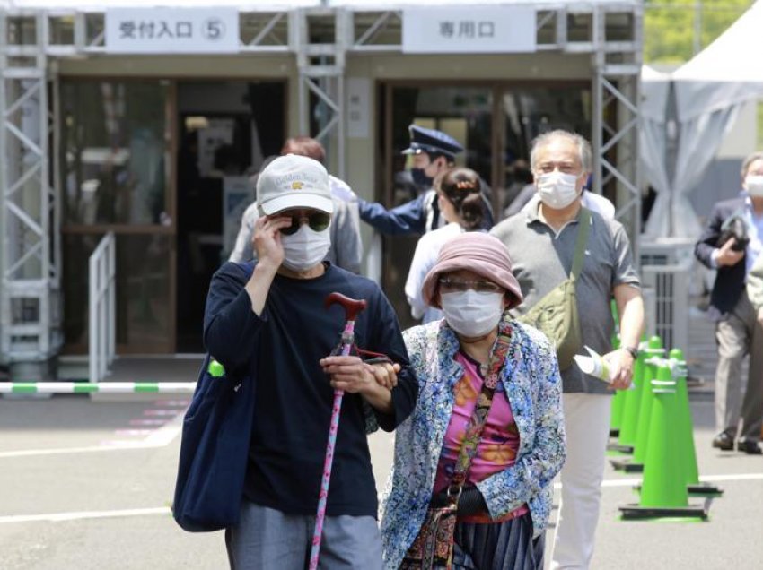 Japonia përshpejton vaksinimin, dy muaj para Lojërave Olimpike