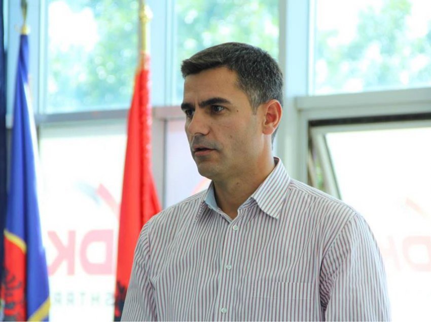 Xhafer Tahiri zyrtarizon kandidaturën për komunën e Vushtrrisë 