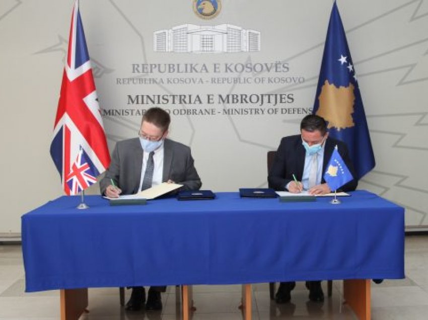 Nënshkruhet Memorandumi i Mirëkuptimit ndërmjet Ministrisë së Mbrojtjes në Kosovë dhe Qeverisë së Britanisë