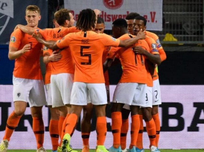 Holanda publikon listën e futbollistëve për “EURO 2020”