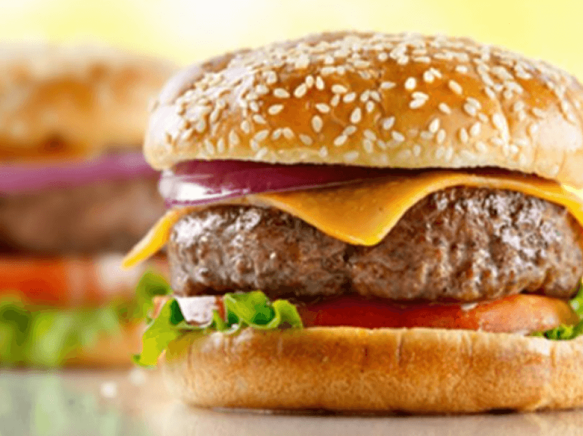 Sa minuta ushtrime duhen që të digjni kaloritë e një hamburgeri