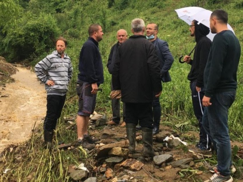 Reshjet e shiut bllokuan 20 familje në Pogragjë e Sllubicë të Gjilanit
