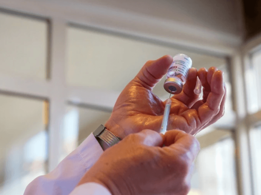 Dhënia e 20 mijë vaksinave në ditë, “ideale” për Kosovën