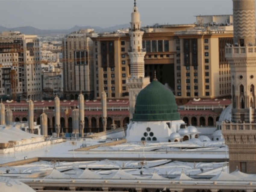 Arabia ndalon zërin e lartë të hoxhallarëve nëpër xhami, lejohet vetëm ezani