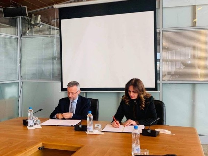 ​MASHTI nënshkruan Protokoll bashkëpunimi me Kampusin Evropian të Universitetit të Jorkut në Selanik