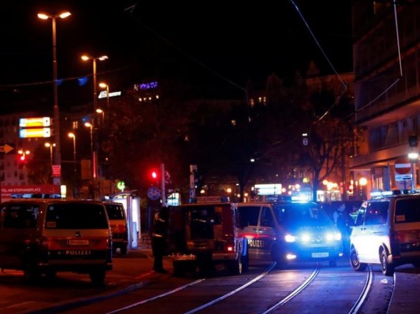 Flasin prindërit e shqiptarit që u vra në sulmet terroriste në Vjenë