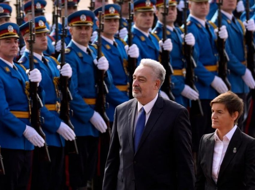 Kryeministri malazez në Serbi: Më pak politikë, më shumë ekonomi
