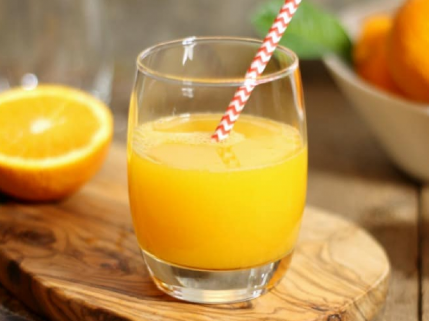 Pse duhet të konsumoni sa më shumë lëng portokalli