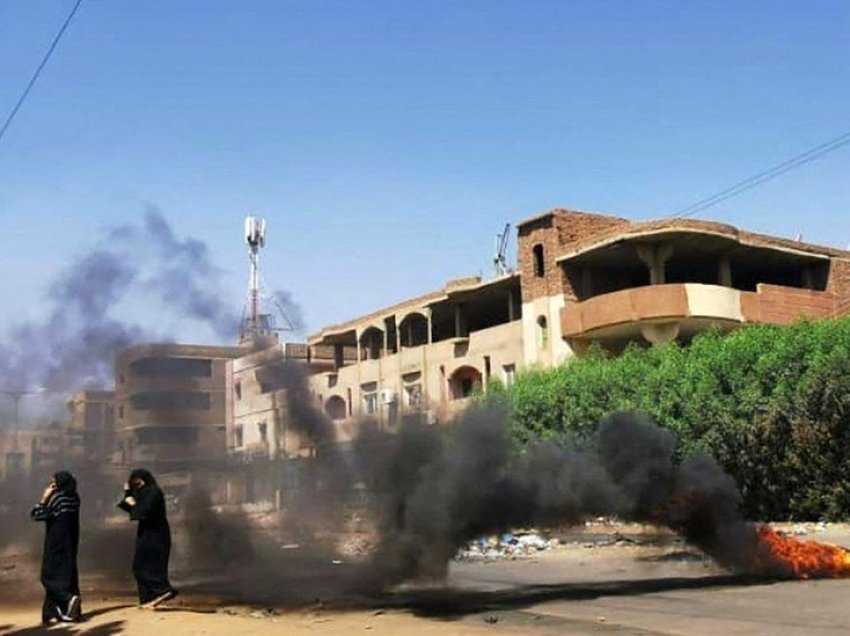 Sudan: Policia përdorë gaz lotsjellës në një tubim në Khartoum