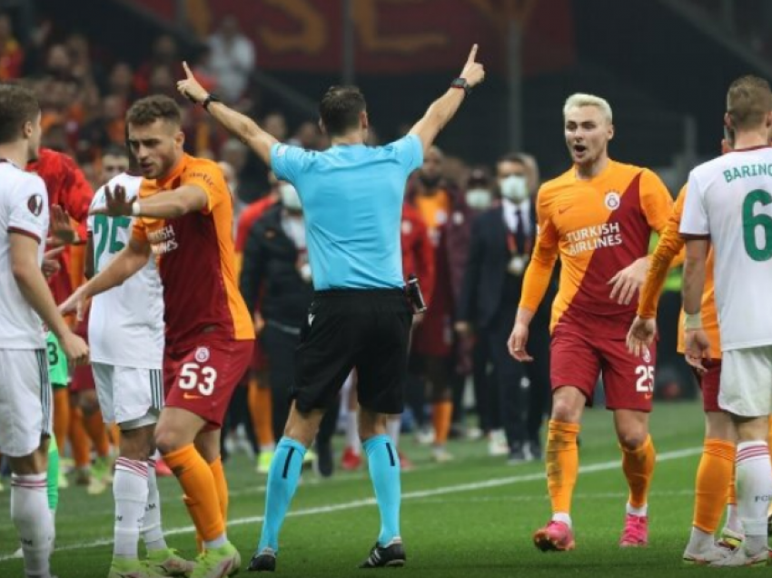 Gabimi trashanik i gjyqtarit, Galatasaray kërkon fitoren në tavolinë