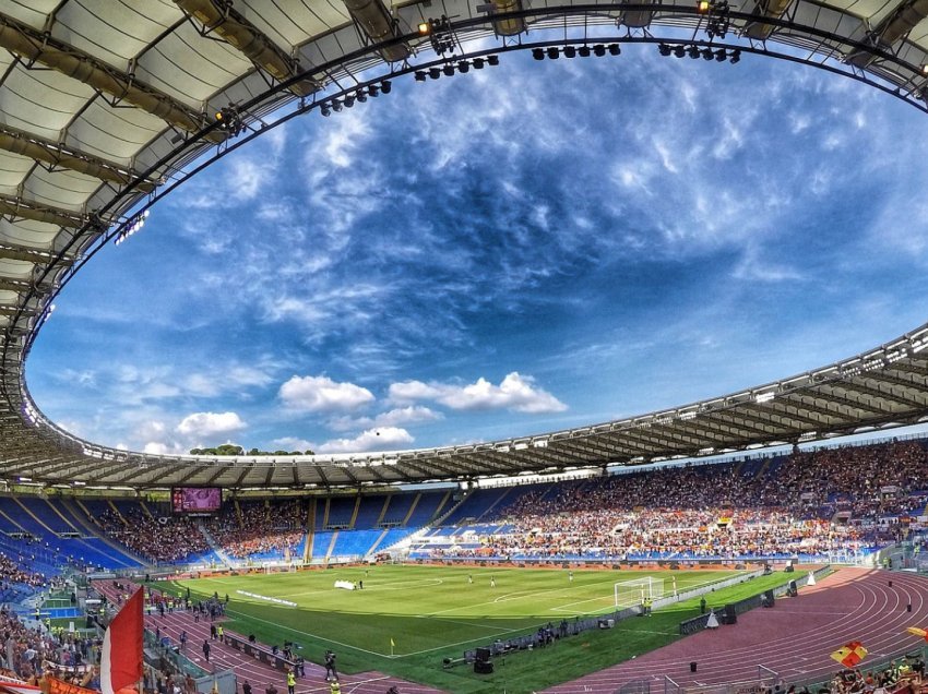 Stadiumi “Olimpico” i Romës pritet të mbajë emrin e ish-legjendës së Italisë