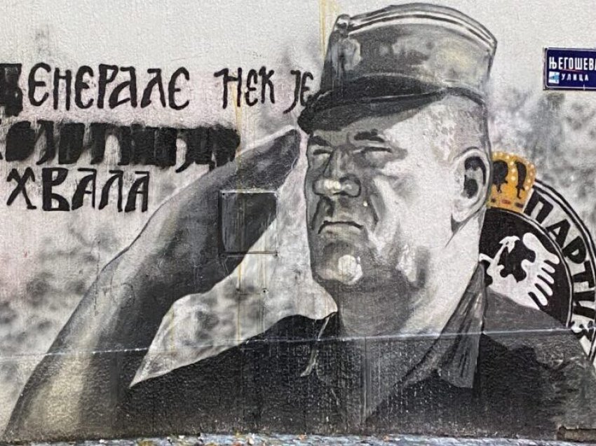 Eurodeputetët kritikojnë pushtetin në Serbi për shkak të muralit të Ratko Mladiçit
