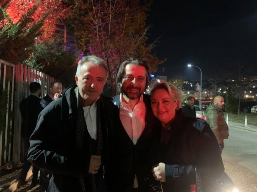 Hamiti publikon foto me Ramën, e quan “kryetari i ri i Prishtinës”