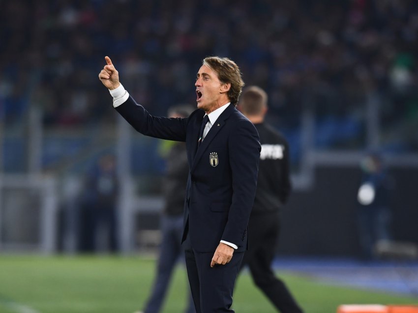 Mancini: Mund të ndryshojmë goditësin e penalltive