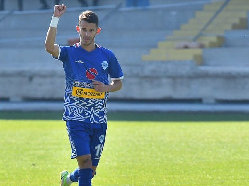 Sulmuesi i FC Shkupit “ofrohet” skuadrës së Levskit