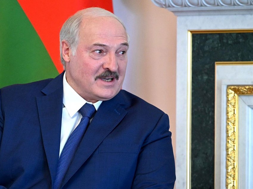 Lukashenko thotë se ushtria e tij ka mundësi që i ka ndihmuar migrantët