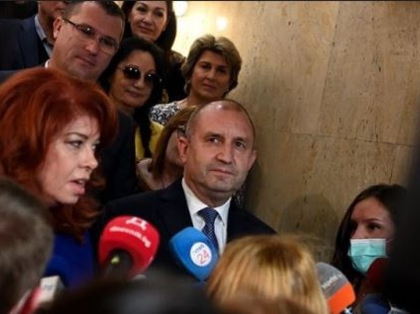 Exit-pollet: Presidenti bullgar fiton mandatin e dytë