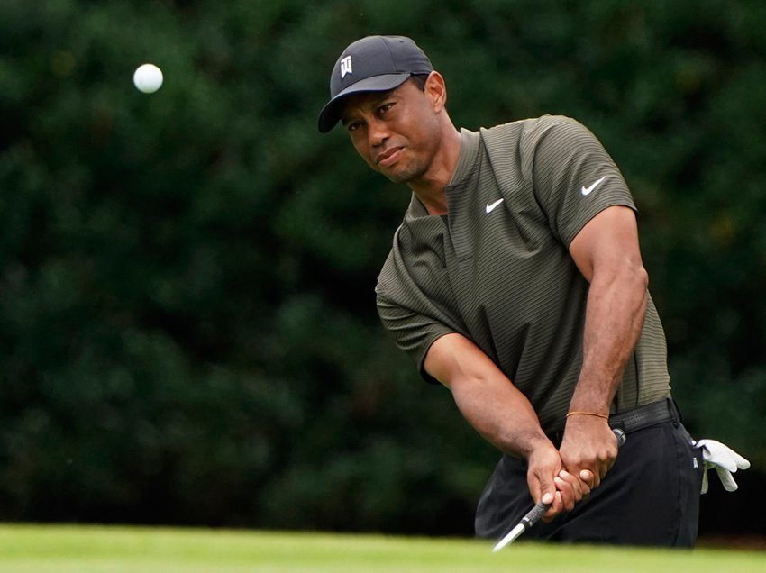 Tiger Woods i rikthehet stërvitjes