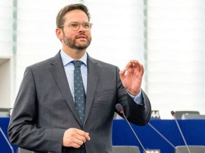 Eurodeputeti austriak i bën pyetje Lajçakut për Kosovën