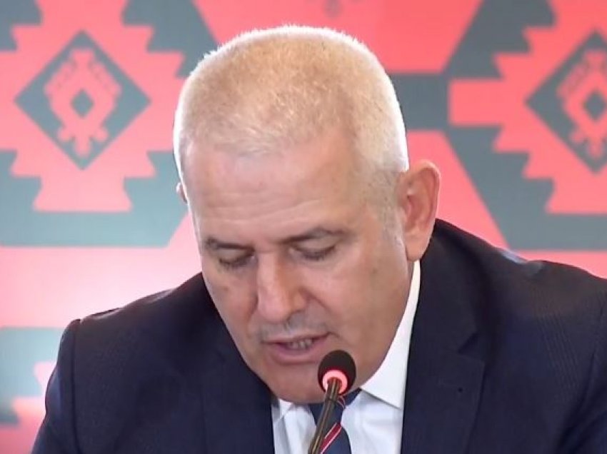 Sveçla prezantohet si ministër i Shqipërisë