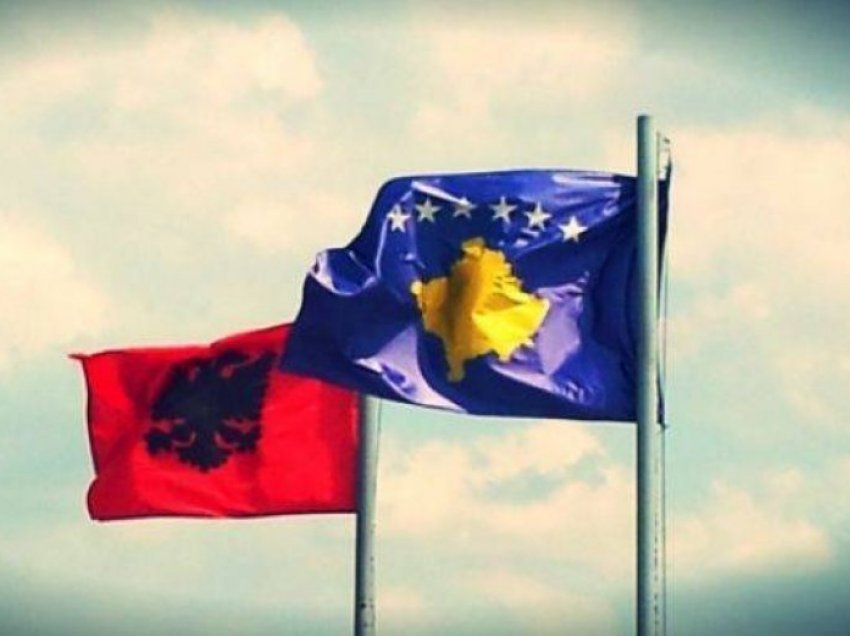 Analisti kërkon bashkëpunim më të thellë mes Kosovës dhe Shqipërisë