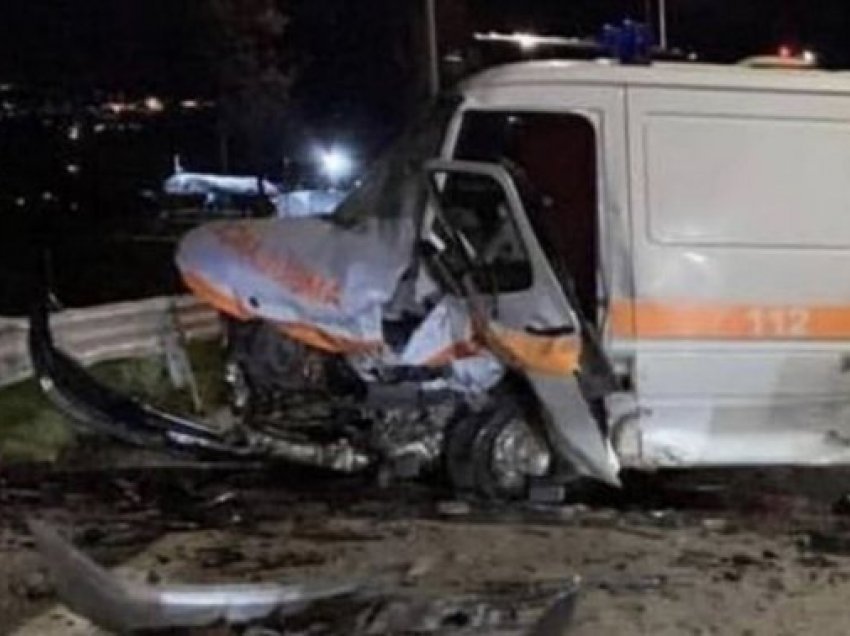 Aksidenti me 1 viktimë dhe 5 të plagosur në Rinas, ambulanca bëri parakalim të gabuar