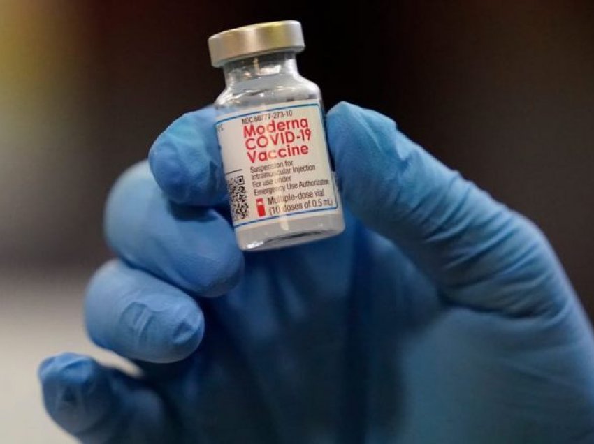 Moderna njofton se mund të lansojë një vaksinë të modifikuar për COVID-19 për variantin e ri
