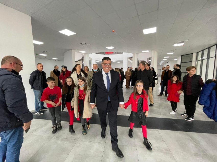 Në Gjilan inaugurohet edhe objekti i ri i Shkollës së Arteve