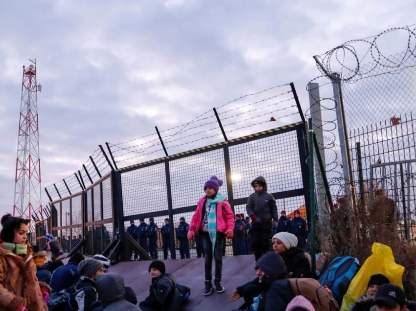 Arrestime për trafikim të migrantëve përmes “Rrugës Ballkanike”