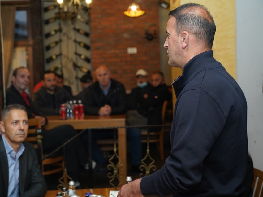 Haradinaj: Problemet e grumbulluara në kryeqytet zgjidhen me programin e AAK-së