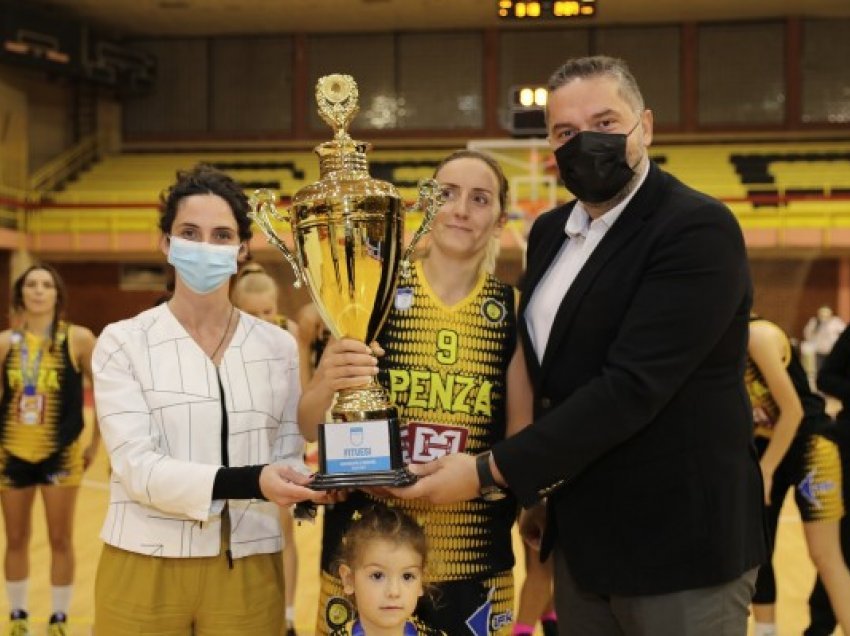 ​Penza fiton Superkupën e Kosovës në konkurencën e femrave