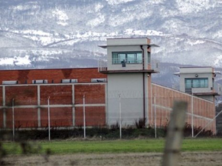 Sulmohet një i burgosur në Burgun e Dubravës