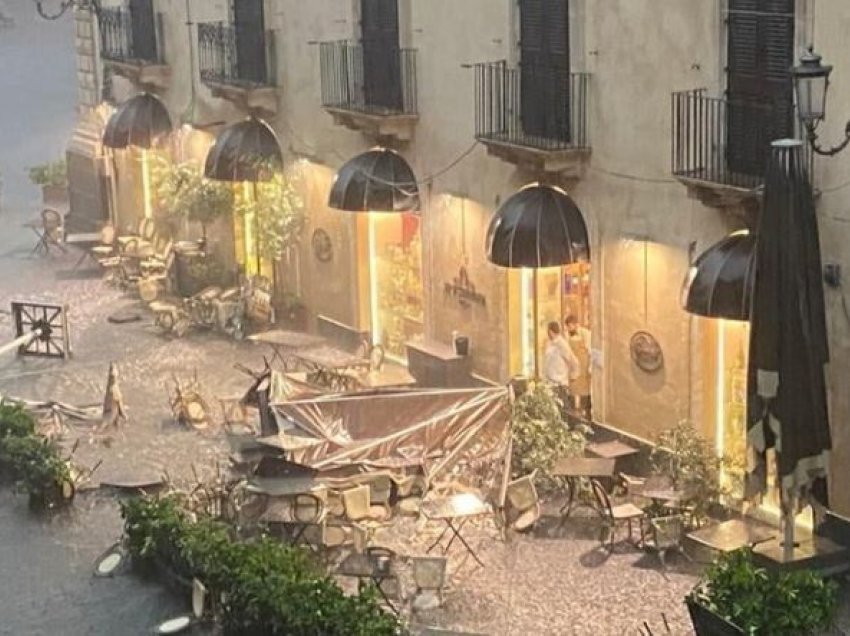 Tornado dhe stuhi e fortë në Catania, disa të plagosur, shkulen pemët