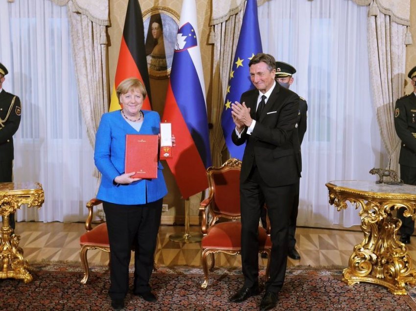 Pahor nderon Angela Merkel me urdhrin më të lartë slloven