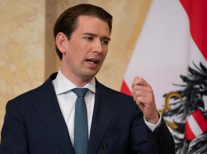 Kancelari austriak flet për akuzat ndaj tij për korrupsion