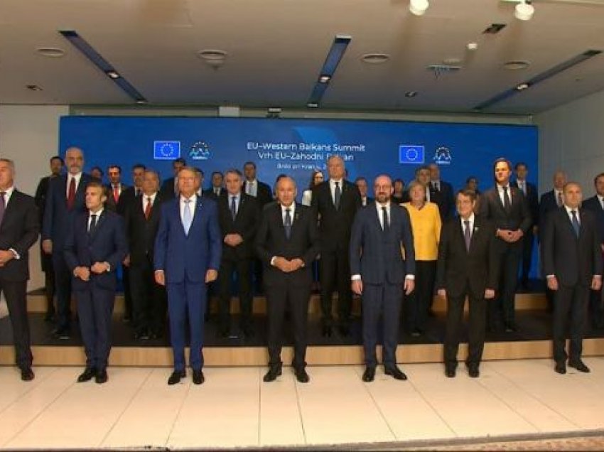 Fotografia e përbashkët e liderëve të BE-së dhe Ballkanit Perëndimor 