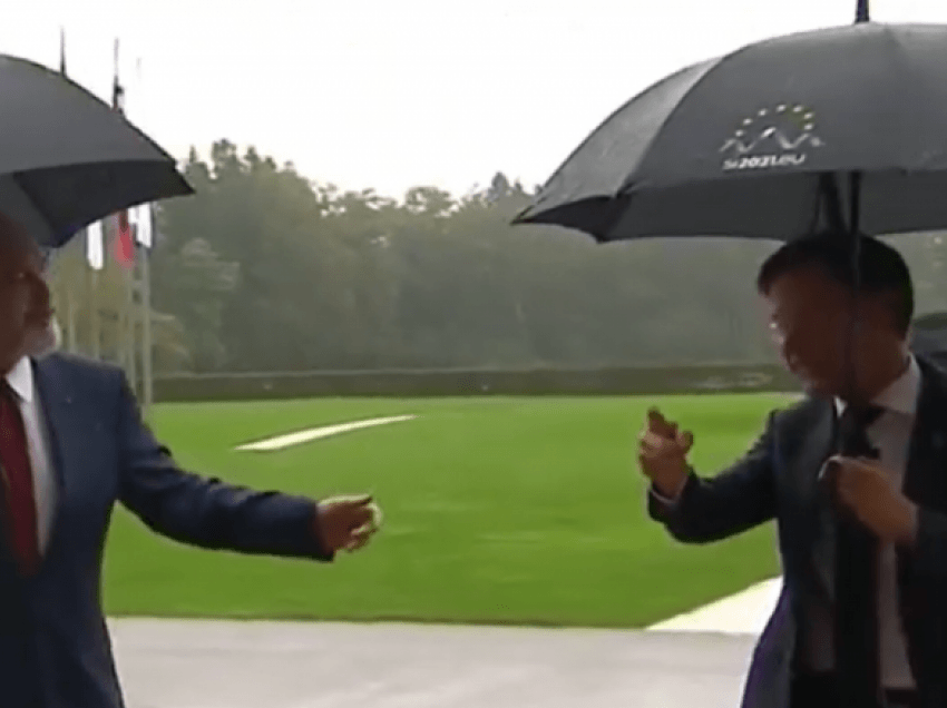 Samiti në Slloveni: Edi Rama dhe kryeministri holandez e ‘teprojnë’ me mirësjelljen