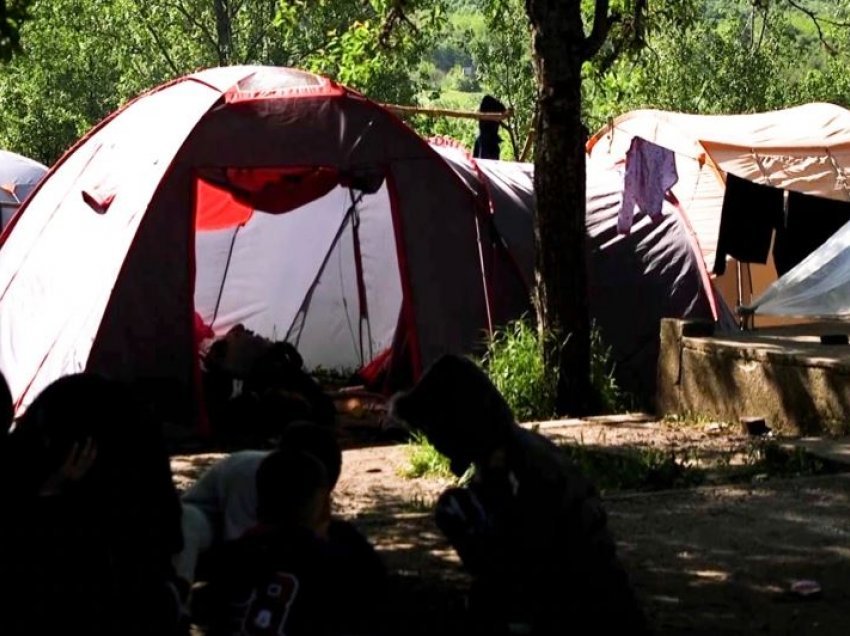 Kroacia e pranon se policia ktheu mbrapsht migrantët në kufi me Bosnjën