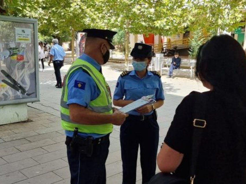 ​Policia shqipton 403 gjoba për qytetarët që nuk respektuan masat antiCOVID-19