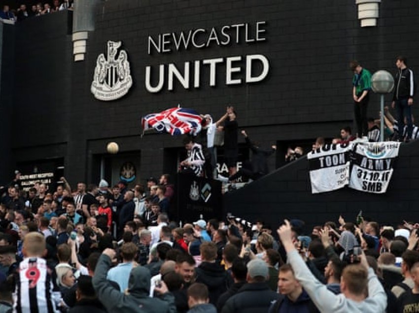 Ankesa për blerjen e Newcastle United/ Klubet e inatosura të Premier Ligës kërkojnë takim urgjent 