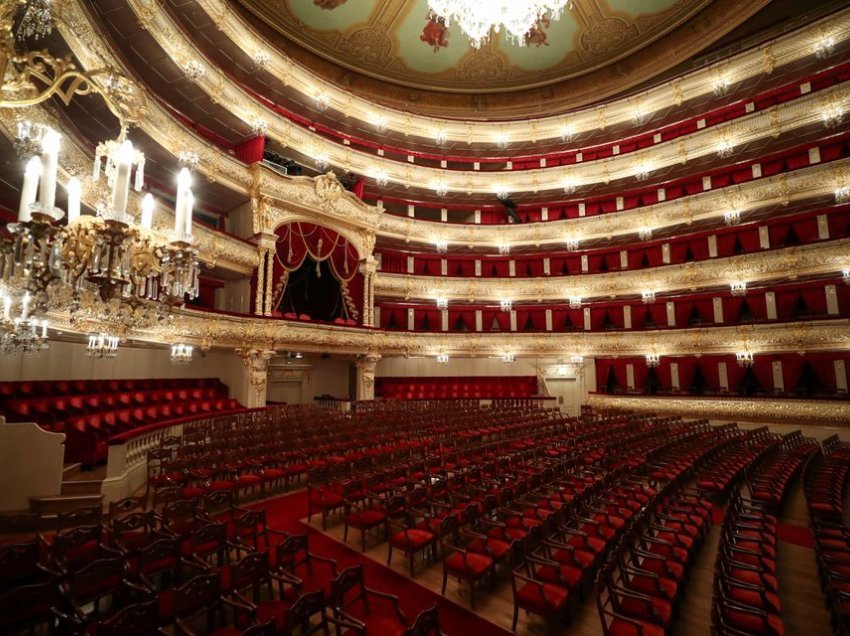 Vdes aksidentalisht gjatë performancës një pjesëtar i Teatrit Bolshoi në Moskë