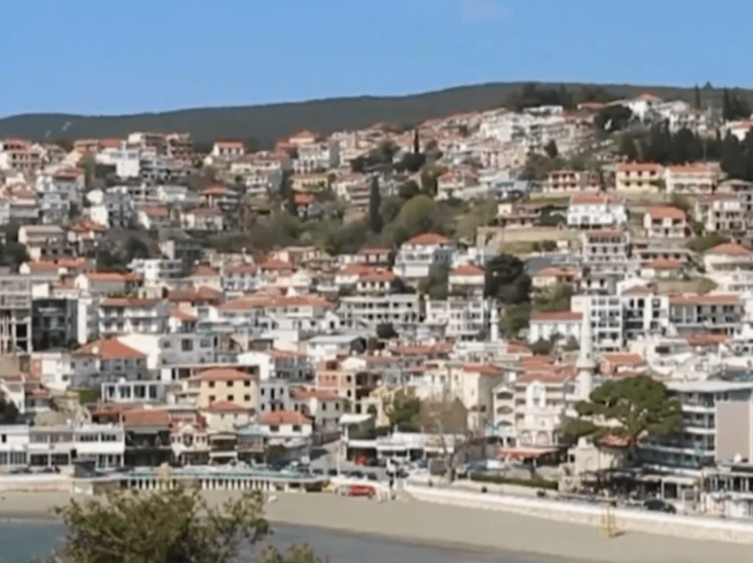 Deputetët shqiptarë dhe kriza qeveritare në Mal të Zi