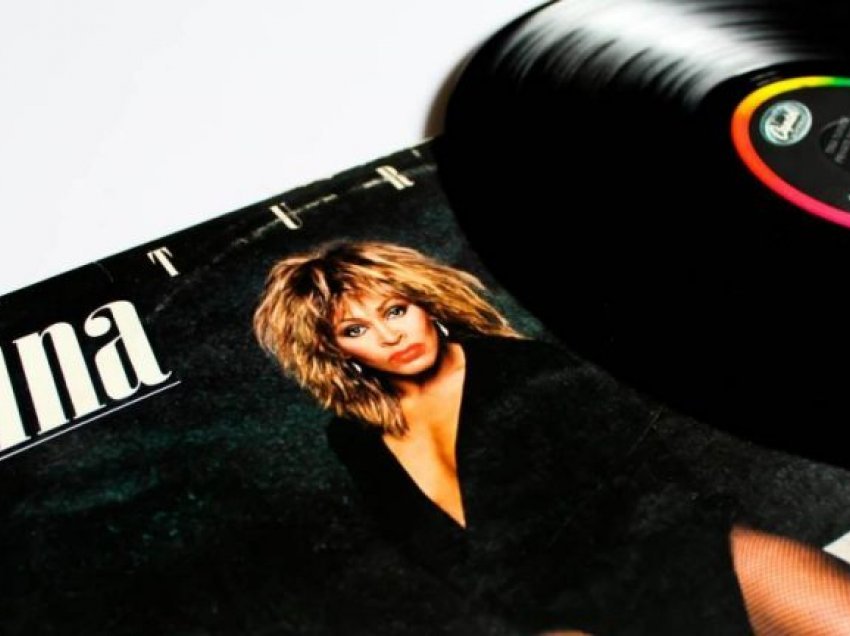 Tina Turner shet muzikë prej 60 vitesh