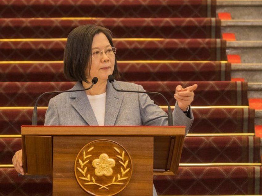 Presidentja e Tajvanit: Nuk do t’i nënshtrohemi presionit të Pekinit