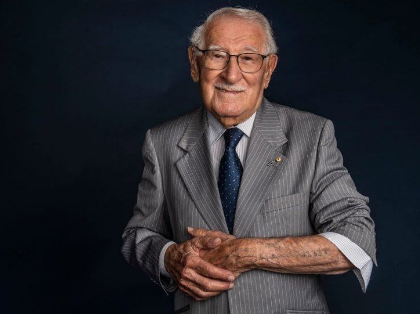 Vdes në moshën 101-vjeçare i mbijetuari i Holokaustit