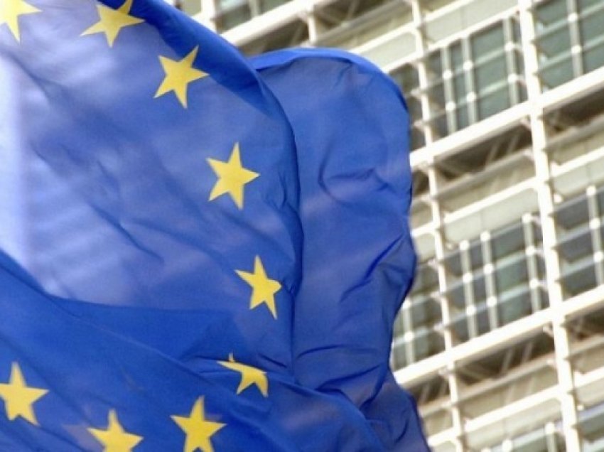 Për Komisionin Evropian pasaportat bullgare për shtetasit e RMV-së nuk janë problem